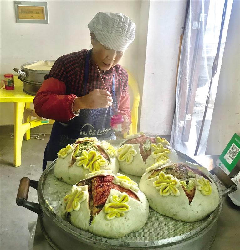 什川小夫妻將花饃饃賣向全國(guó)