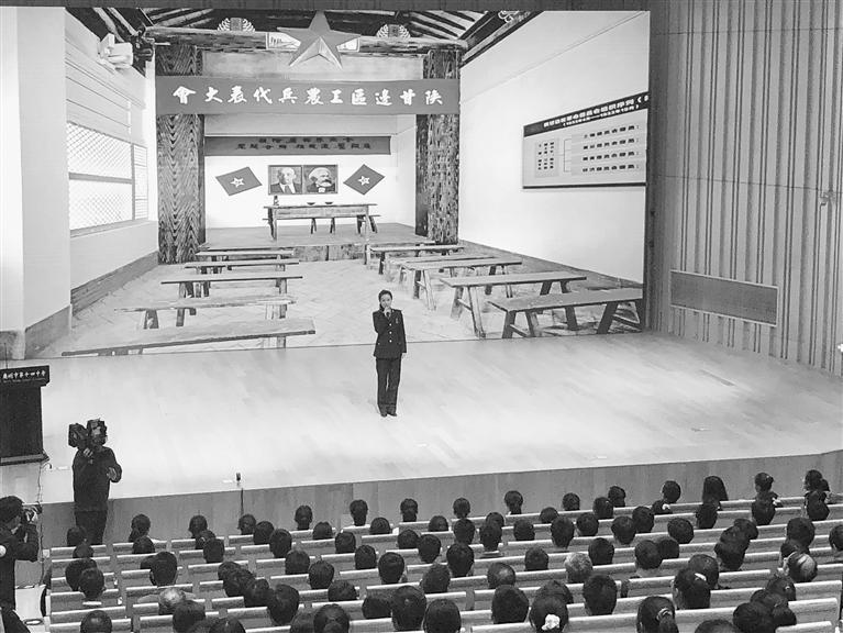 蘭州市開展“學黨史、頌黨恩、跟黨走”紅色文化進校園活動