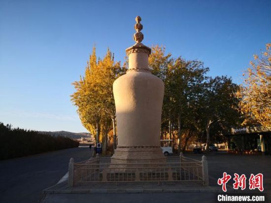 圖為2020年11月，沐浴在晨光中的莫高窟道士塔。(資料圖) 馮志軍 攝