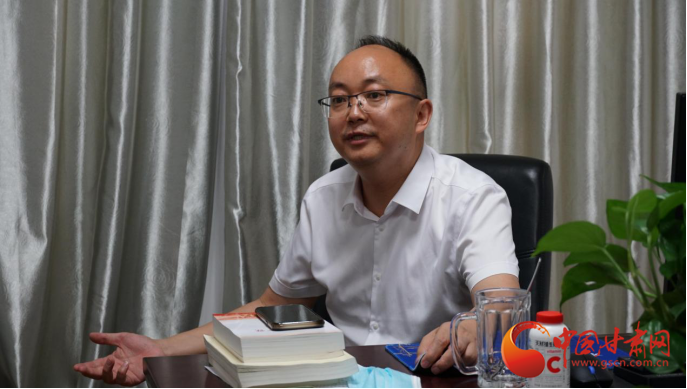 【蘭大新聞學(xué)子重走西北角】七年風雨扶貧路——記“脫貧攻堅四川好人”黃虹秀