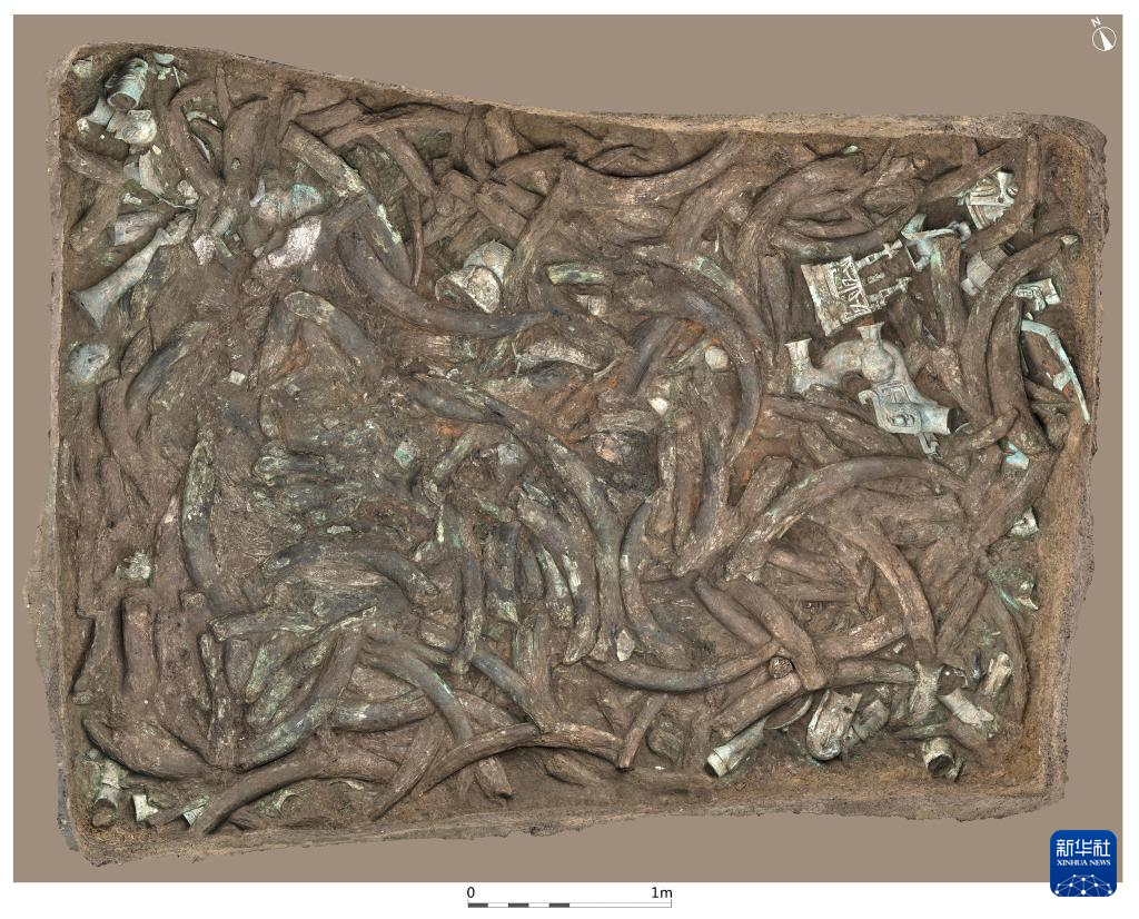 四川廣漢市三星堆商代遺址八號(hào)坑（資料圖）。