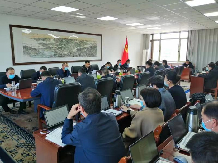 10月17日，金昌市紀(jì)委召開常委會（擴(kuò)大）會議，專題學(xué)習(xí)交流習(xí)近平總書記代表第十九屆中央委員會向黨的二十大所作的報告，研究學(xué)習(xí)宣傳貫徹落實(shí)工作。.jpg