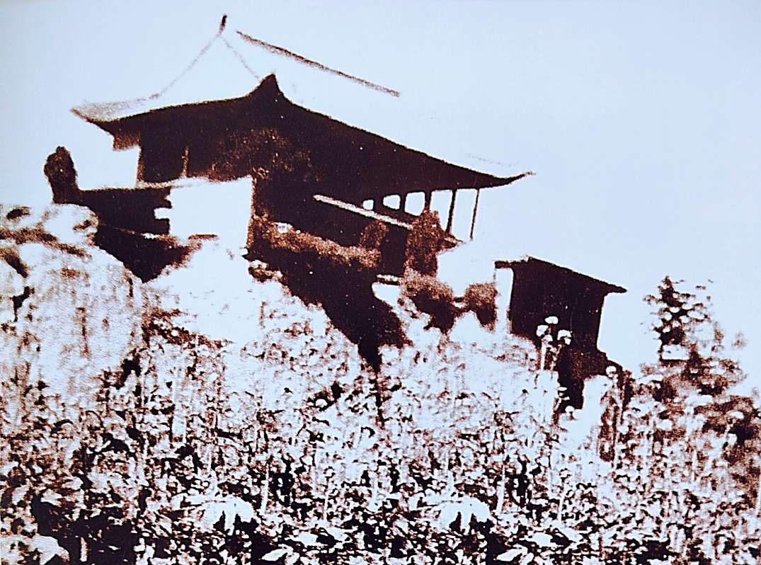 歷史老照片中的鎮(zhèn)邊樓(30215639)-20240311172554.jpg